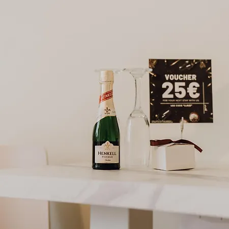 Llr Design - Soleil Blanc Im Zentrum Von Appartamento